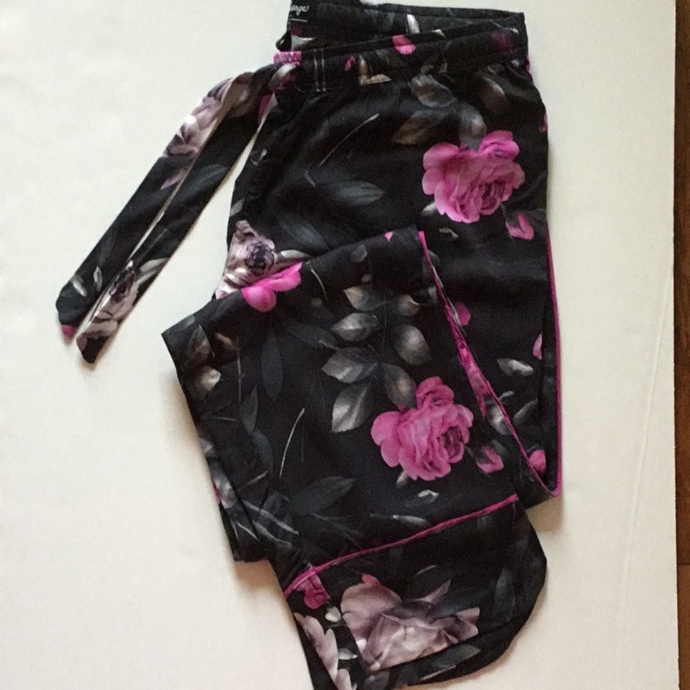 P.J.SALVAGE Lux Pyjama Set - Picture 5 of 6